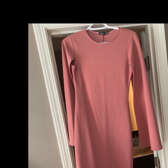 Balloon sleeve fitted dress - Picture 3 of 4